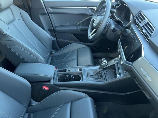2023 Audi Q3 45 S line Premium Plus