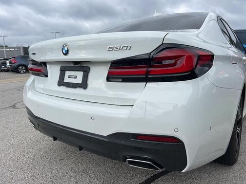 2022 BMW 530 i xDrive