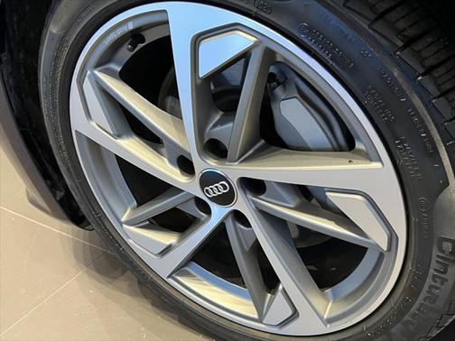 Navarra Blue Metallic 2021 Audi A4 45 S line Premium Plus