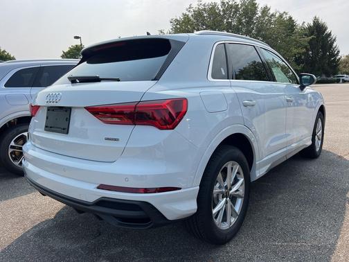 2025 Audi Q3 45 S line Premium Plus
