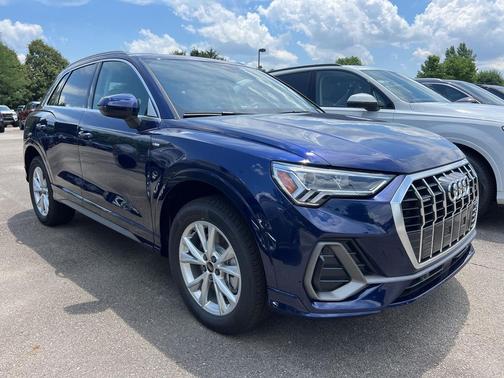 2025 Audi Q3 Premium 45 TFSI S line quattro Tiptronic
