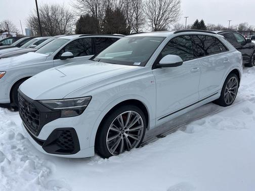 Glacier White Metallic 2026 Audi Q8 55 Prestige