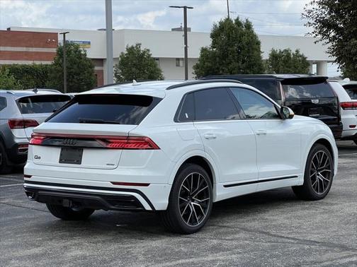 2021 Audi Q8 55 Prestige