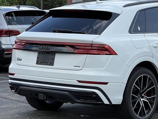 2021 Audi Q8 55 Prestige