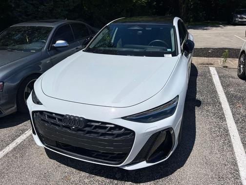 Glacier White Metallic 2026 Audi A6 Premium Plus quattro S tronic
