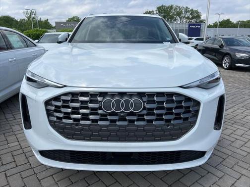 2025 Audi Q5 2.0T Premium