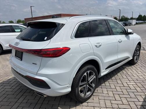 2025 Audi Q5 2.0T Premium