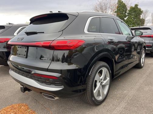 2025 Audi Q5 Prestige TFSI quattro S tronic