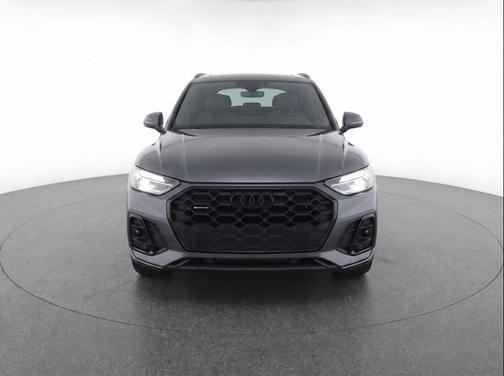 Daytona Gray Pearl Effect 2024 Audi Q5 45 S line Premium