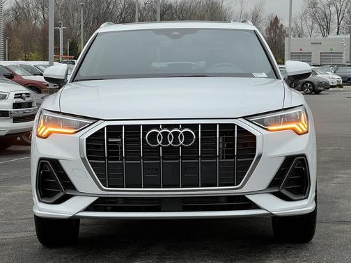 2025 Audi Q3 Premium
