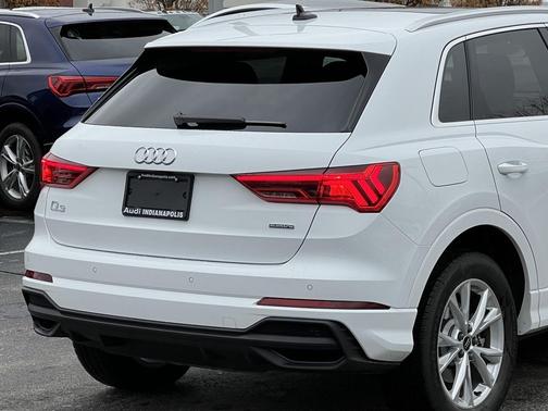 2025 Audi Q3 Premium