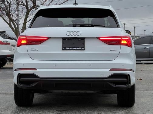 2025 Audi Q3 Premium