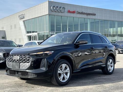 2025 Audi Q5 Premium TFSI quattro S tronic