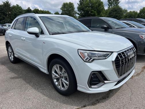 2025 Audi Q3 45 S line Premium Plus