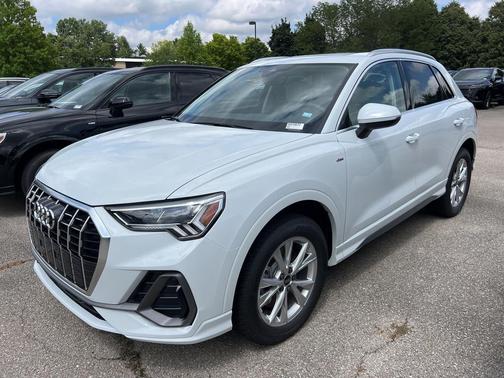 2025 Audi Q3 45 S line Premium Plus