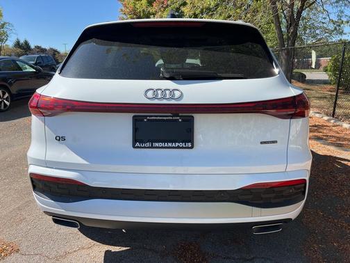 2025 Audi Q5 Premium