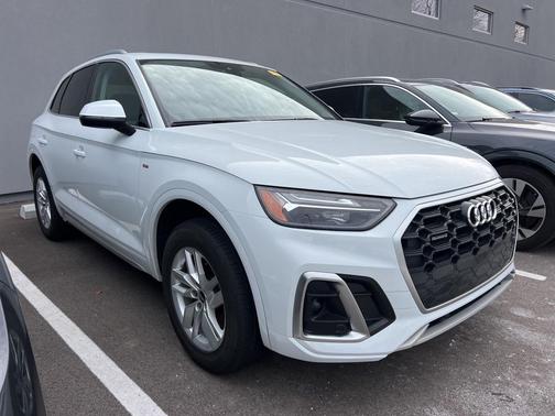2024 Audi Q5 45 S line Premium