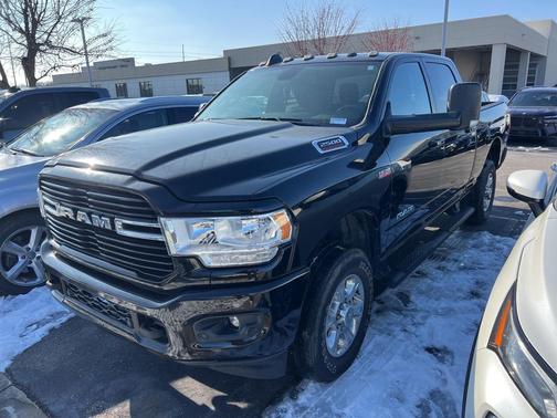 2021 RAM 2500 Big Horn Crew Cab 4x4 6'4' Box