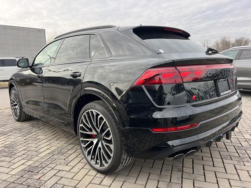 2026 Audi SQ8 4.0T Prestige