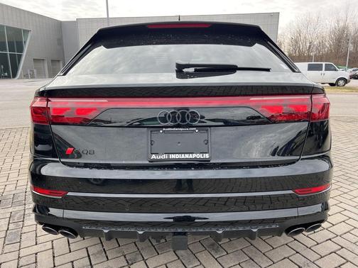2026 Audi SQ8 4.0T Prestige