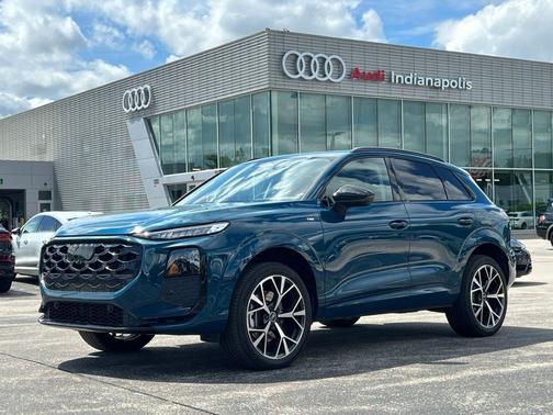 Malpelo Blue Metallic 2026 Audi Q3 TFSI quattro S tronic