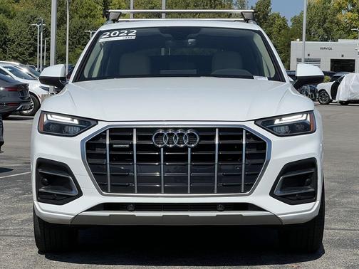 2022 Audi Q5 40 Premium
