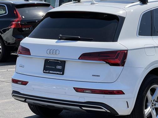 2022 Audi Q5 40 Premium