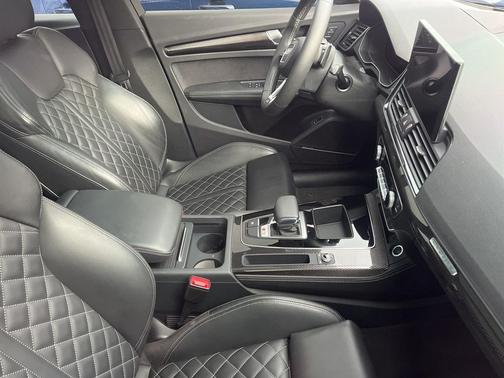 2024 Audi SQ5 3.0T Prestige