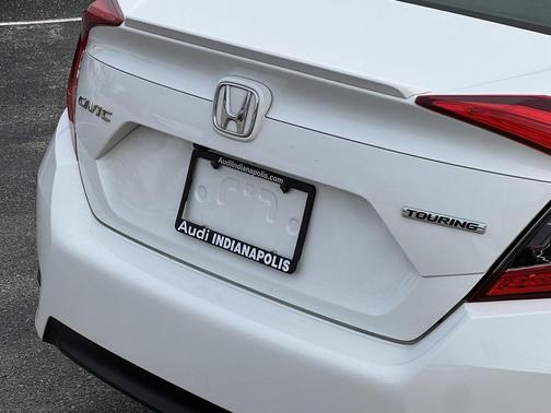 2018 Honda Civic Touring