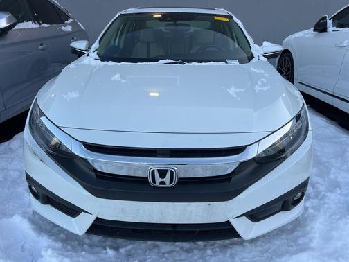 2018 Honda Civic Touring