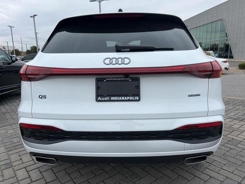 2025 Audi Q5 Premium Plus TFSI quattro S tronic