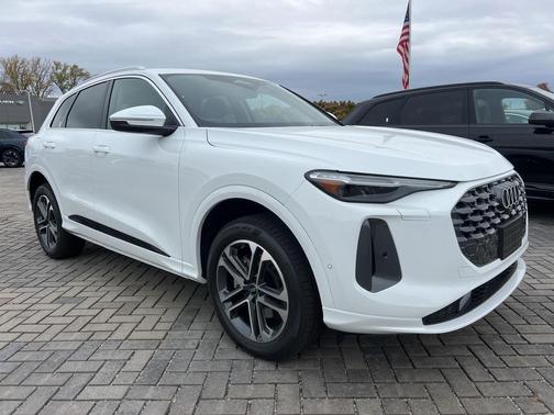 2025 Audi Q5 Premium Plus TFSI quattro S tronic