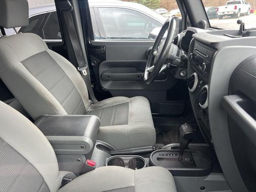 2010 Jeep Wrangler Unlimited Sahara