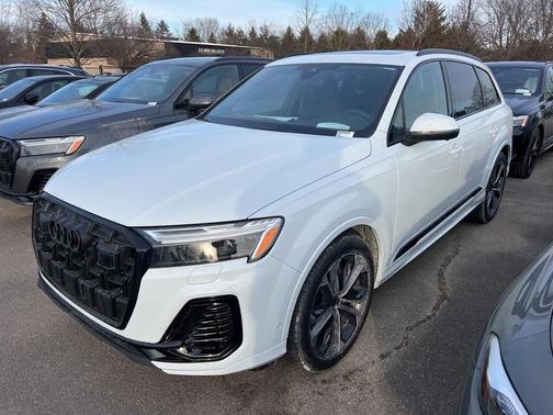2026 Audi Q7 55 Premium Plus