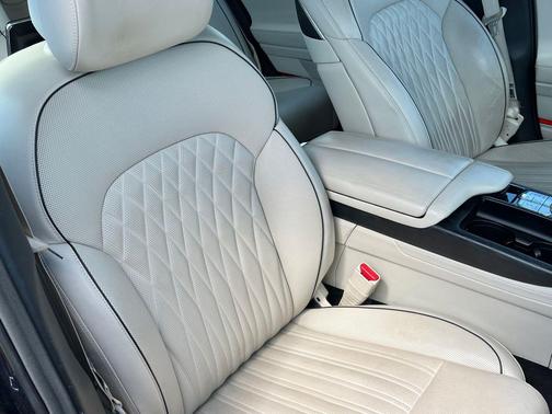 Adriatic Blue 2020 Genesis G90 5.0 Ultimate