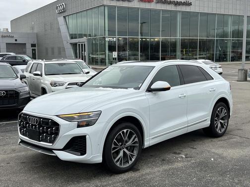 2025 Audi Q8 55 Premium Plus