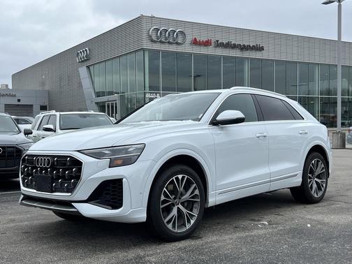 2025 Audi Q8 55 Premium Plus
