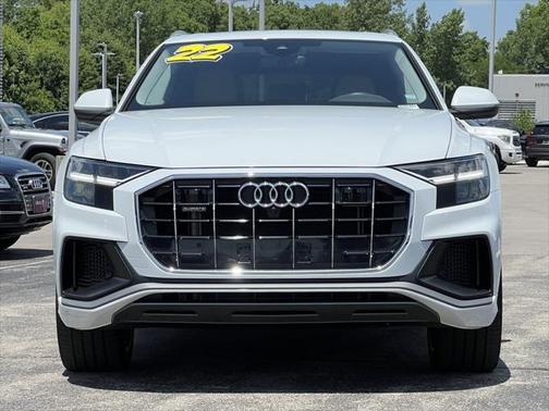 2022 Audi Q8 55 Premium Plus