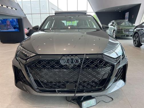 daytona gray pearl effect 2026 Audi RS 3 TFSI quattro S tronic