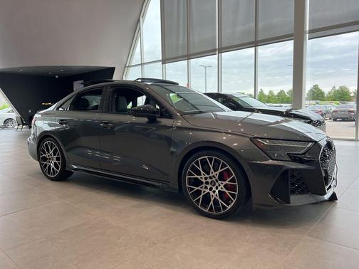 daytona gray pearl effect 2026 Audi RS 3 TFSI quattro S tronic