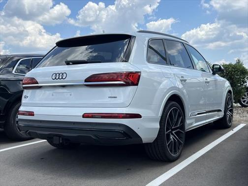 2021 Audi Q7 55 Prestige