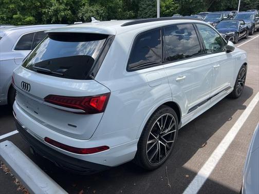 2021 Audi Q7 55 Prestige