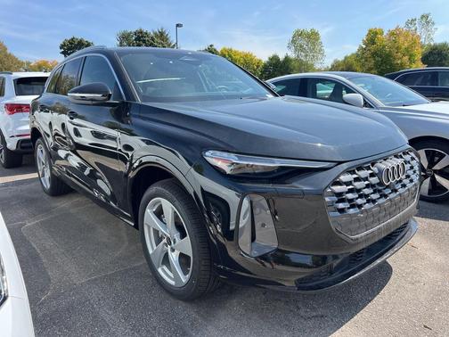 2025 Audi Q5 Premium Plus