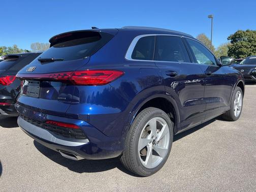 2025 Audi Q5 Premium Plus