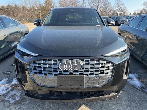 2025 Audi Q5 Premium Plus TFSI quattro S tronic