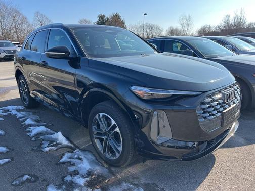 2025 Audi Q5 Premium Plus TFSI quattro S tronic