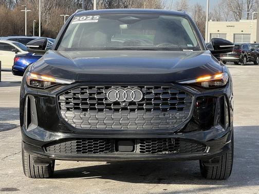 2025 Audi Q5 Premium TFSI quattro S tronic