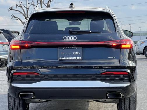 2025 Audi Q5 Premium TFSI quattro S tronic