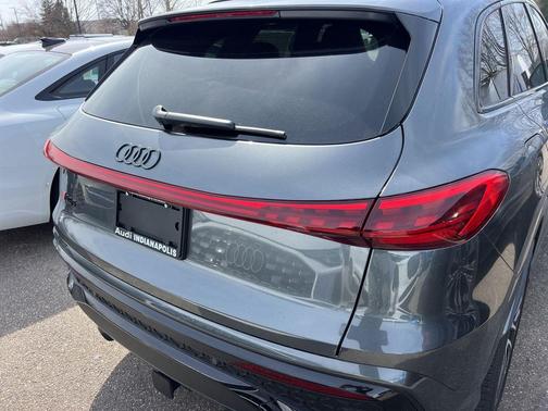 Daytona Gray Pearl Effect 2026 Audi SQ5 3.0T Premium Plus