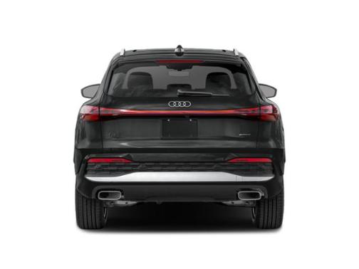 Florett Silver Metallic 2026 Audi Q5 Premium Plus TFSI quattro S tronic